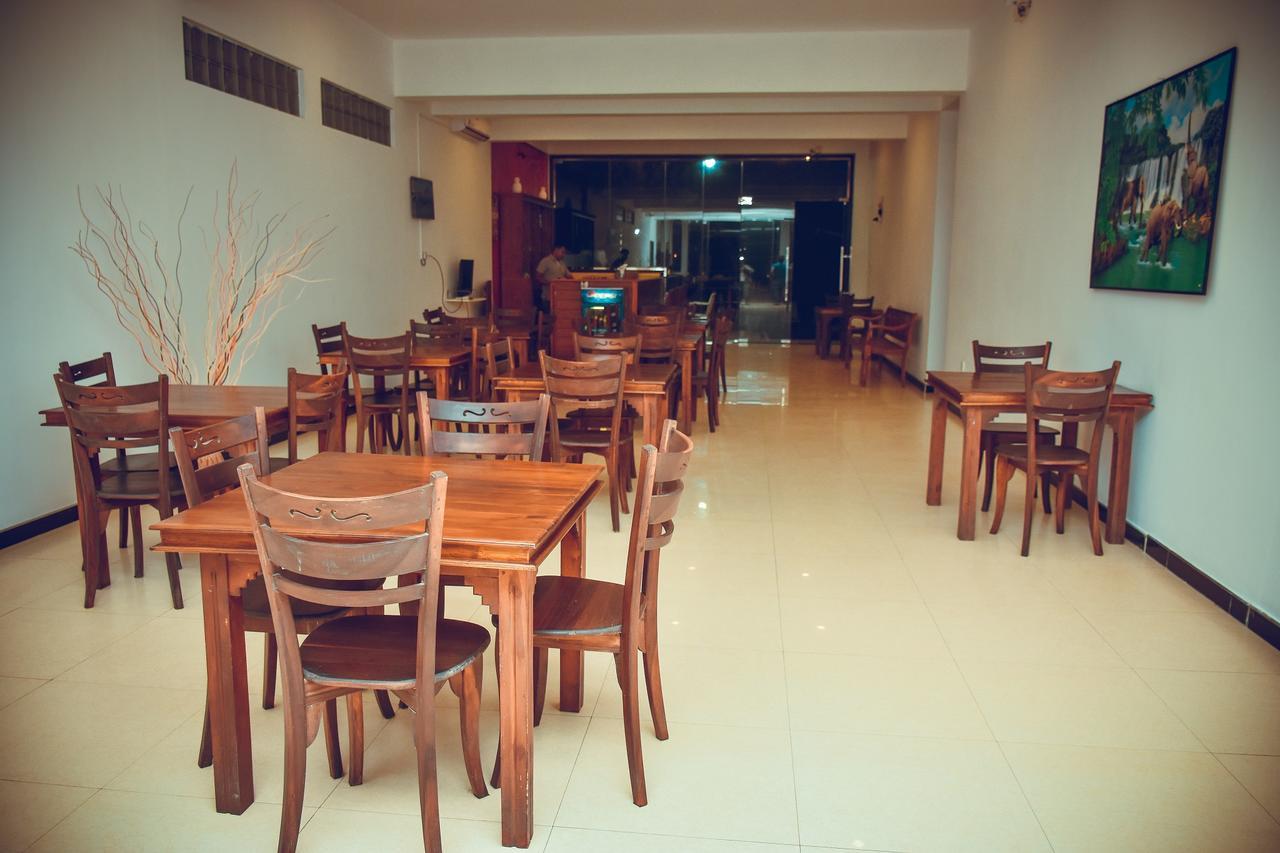 Zendara Hotel Негомбо Екстериор снимка