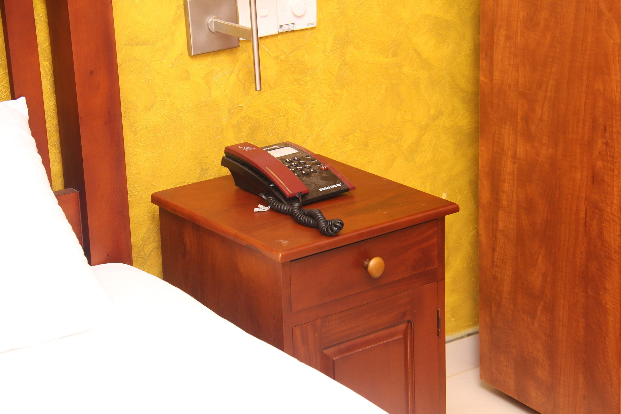 Zendara Hotel Негомбо Екстериор снимка