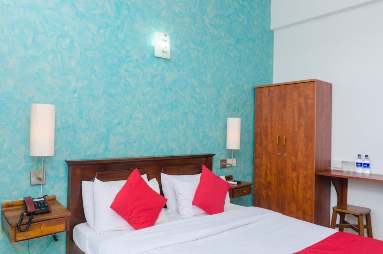 Zendara Hotel Негомбо Екстериор снимка